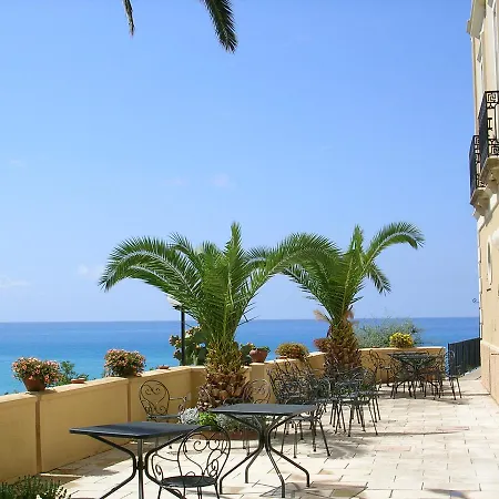 Palazzo Del Capo 호텔 치타델라 델 카포